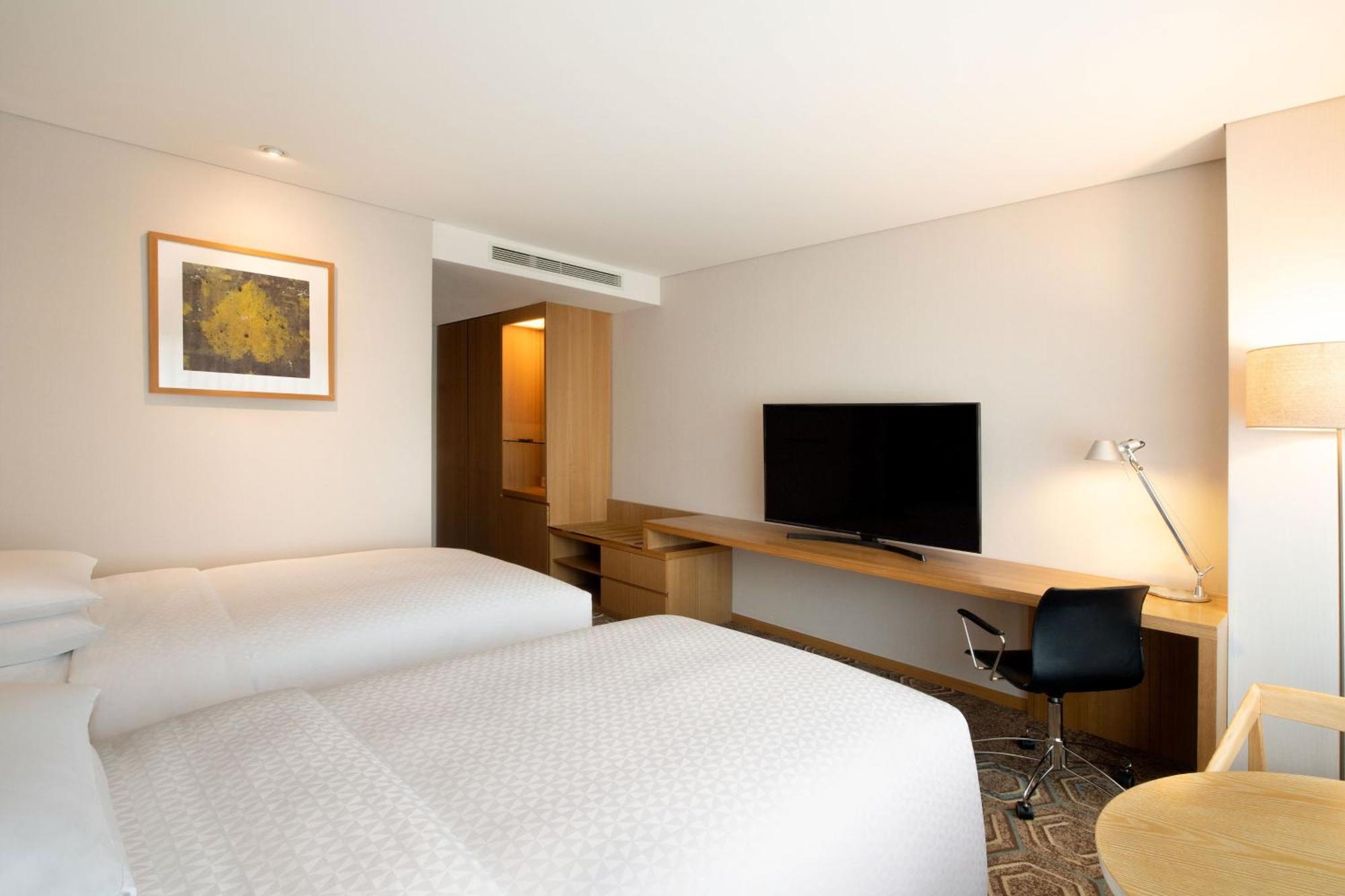 โฟร์ พอยต์ บาย เชอราตัน โซล คูโร Hotel ภายนอก รูปภาพ