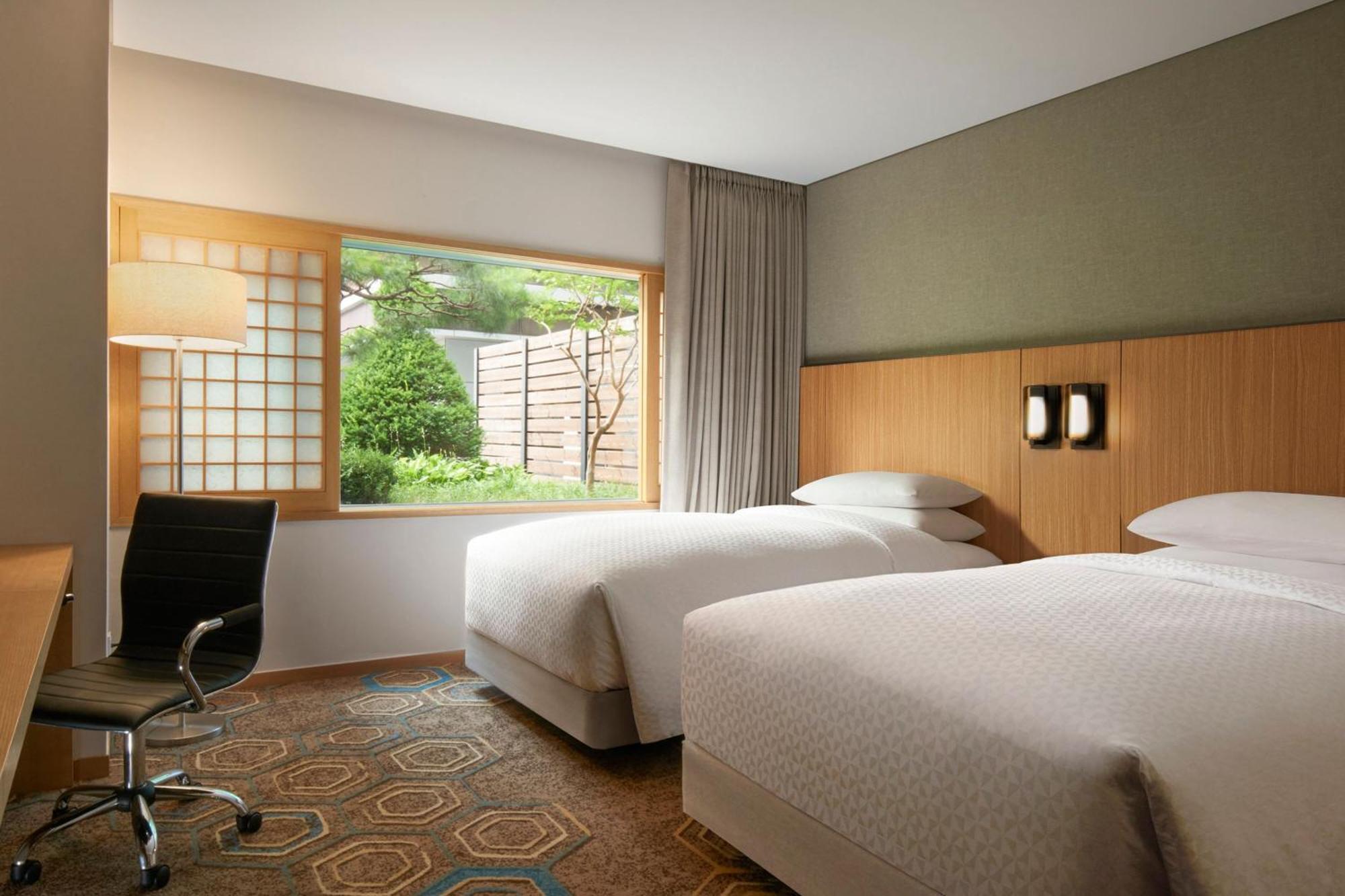 โฟร์ พอยต์ บาย เชอราตัน โซล คูโร Hotel ภายนอก รูปภาพ