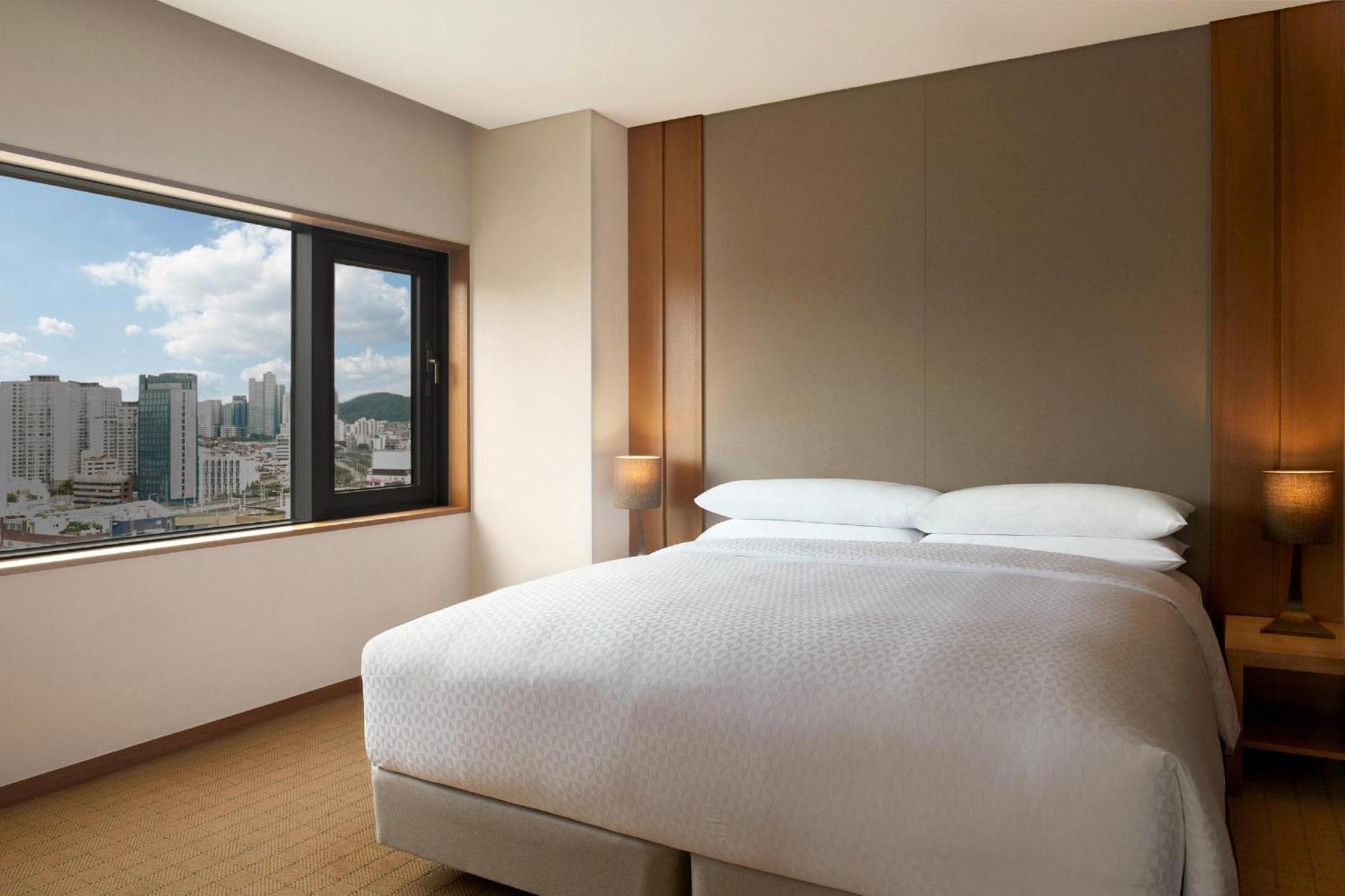 โฟร์ พอยต์ บาย เชอราตัน โซล คูโร Hotel ภายนอก รูปภาพ
